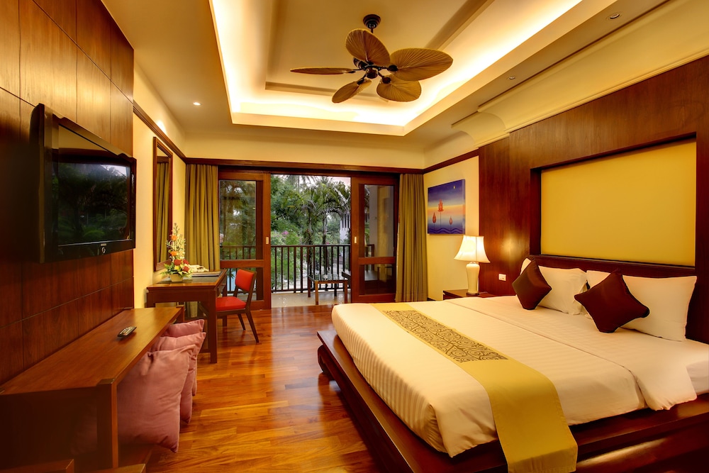 Duangjitt Resort, Phuket — Hotel rooms in Patong Beach, Phuket Province