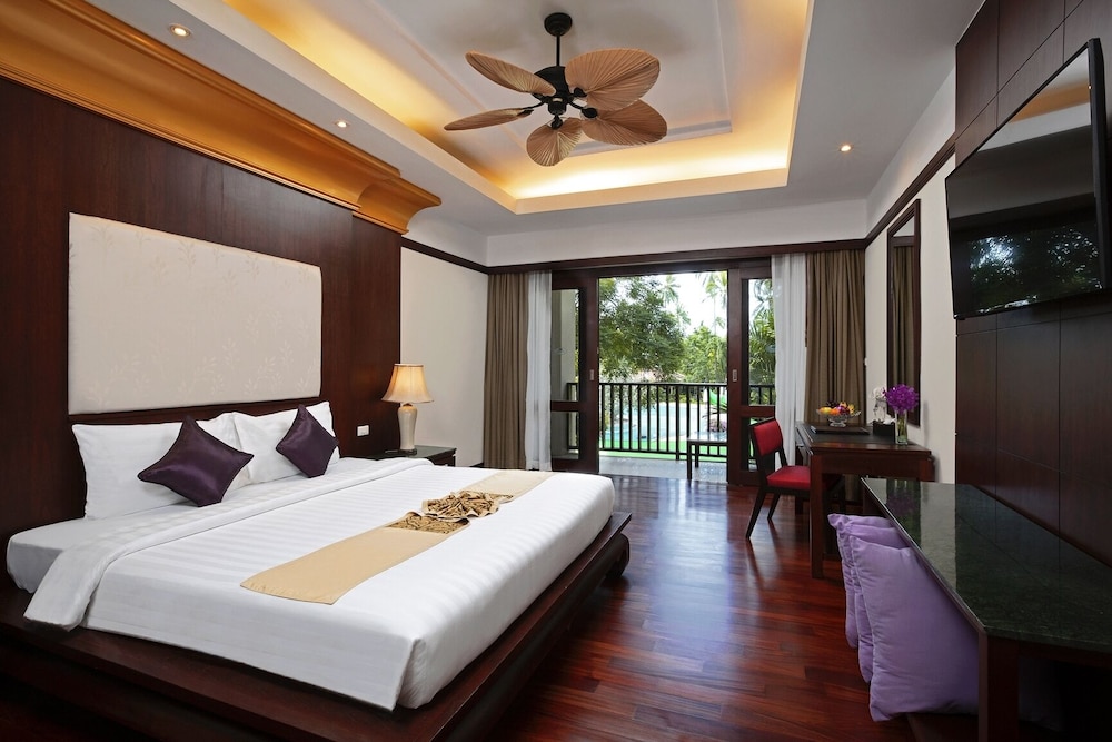 Duangjitt Resort, Phuket — Hotel rooms in Patong Beach, Phuket Province