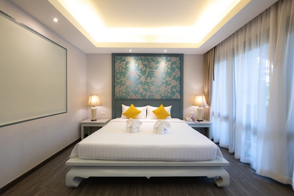 Duangjitt Resort, Phuket — Hotel rooms in Patong Beach, Phuket Province
