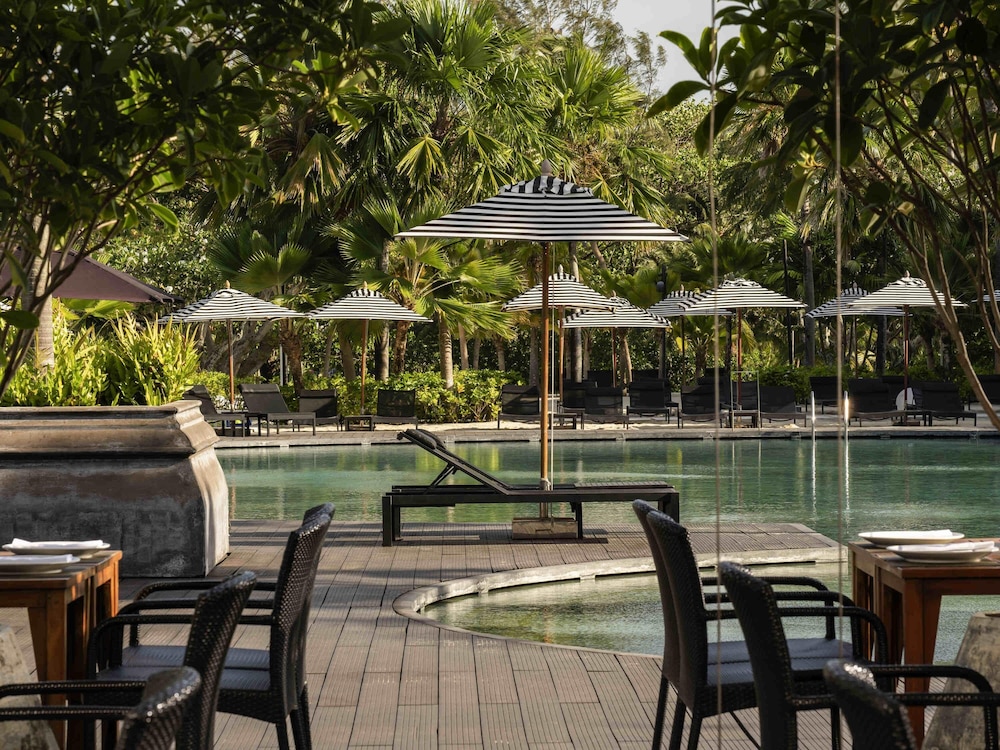 Pullman Phuket Karon Beach Resort — Swimming pool in Karon, Phuket Province