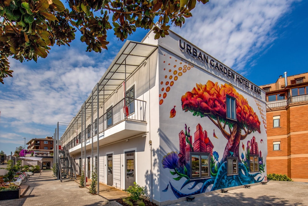 Urban Garden Hotel — Hotel building in Rome, Lazio