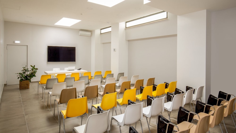 Urban Garden Hotel — Hotel building in Rome, Lazio