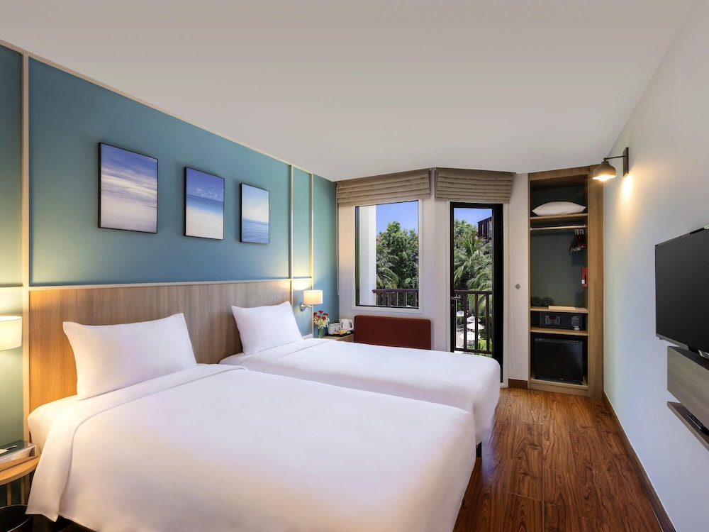 ibis Phuket Patong — Hotel rooms in Patong Beach, Phuket Province
