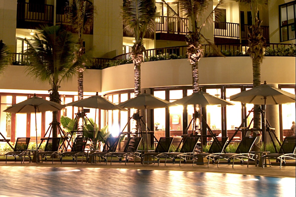 ibis Phuket Patong — Swimming pool in Patong Beach, Phuket Province
