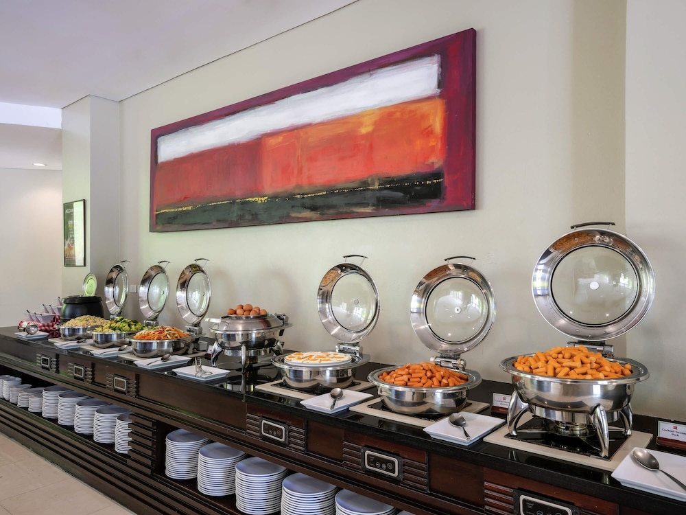 ibis Phuket Patong — Restaurant & bars in Patong Beach, Phuket Province