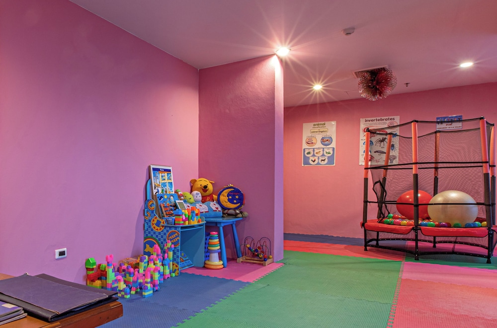 Kata Palm Resort — Attractions for children in Karon, Phuket Province