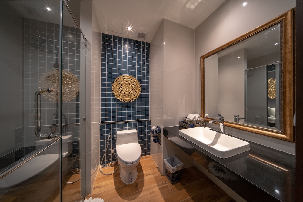 Kata Palm Resort — Hotel rooms in Karon, Phuket Province