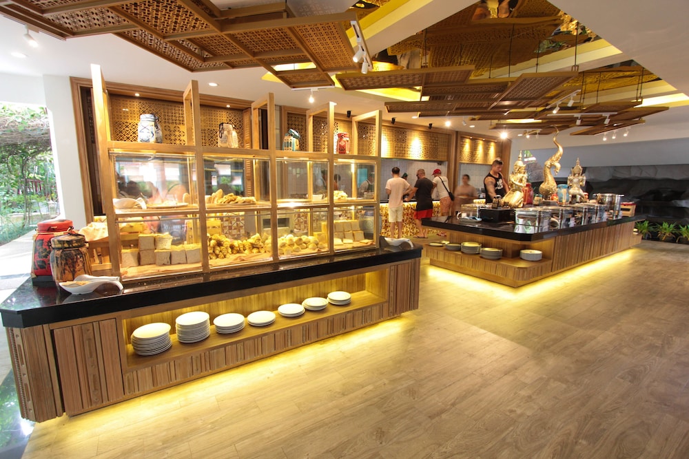 Kata Palm Resort — Restaurant & bars in Karon, Phuket Province
