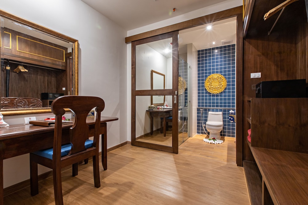 Kata Palm Resort — Hotel rooms in Karon, Phuket Province