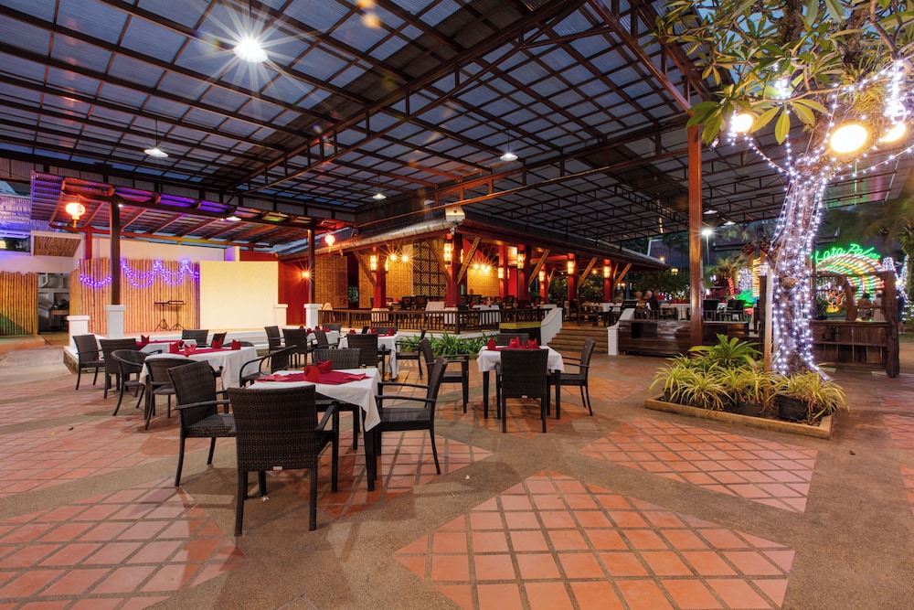 Kata Palm Resort — Restaurant & bars in Karon, Phuket Province