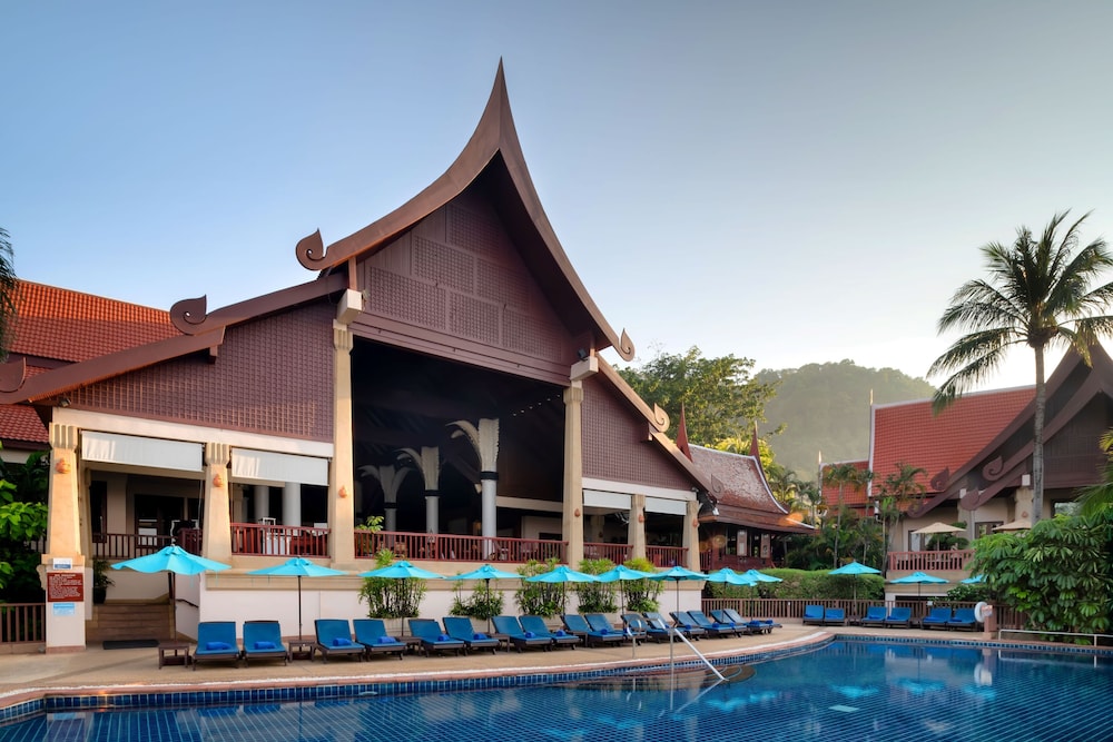 Novotel Phuket Resort — Swimming pool in Patong Beach, Phuket Province