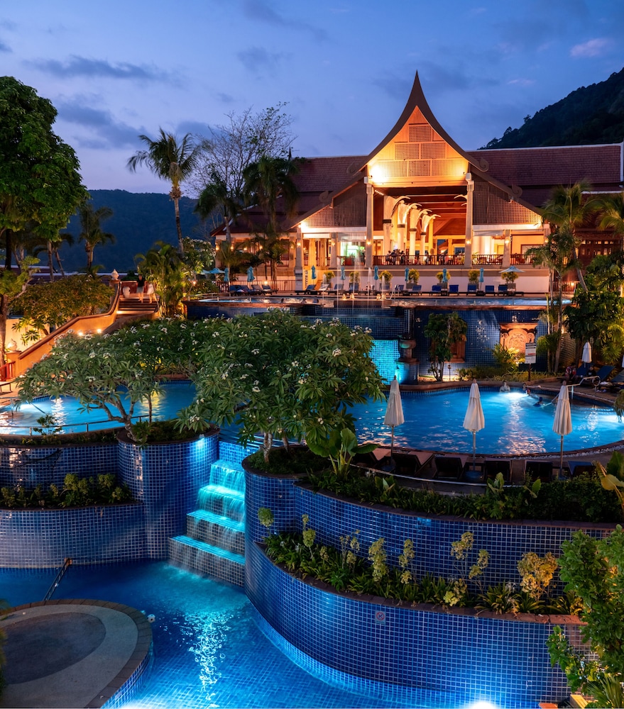 Novotel Phuket Resort — Hotel building in Patong Beach, Phuket Province