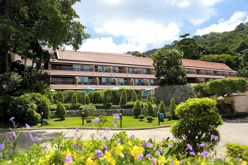 Novotel Phuket Resort — Hotel building in Patong Beach, Phuket Province