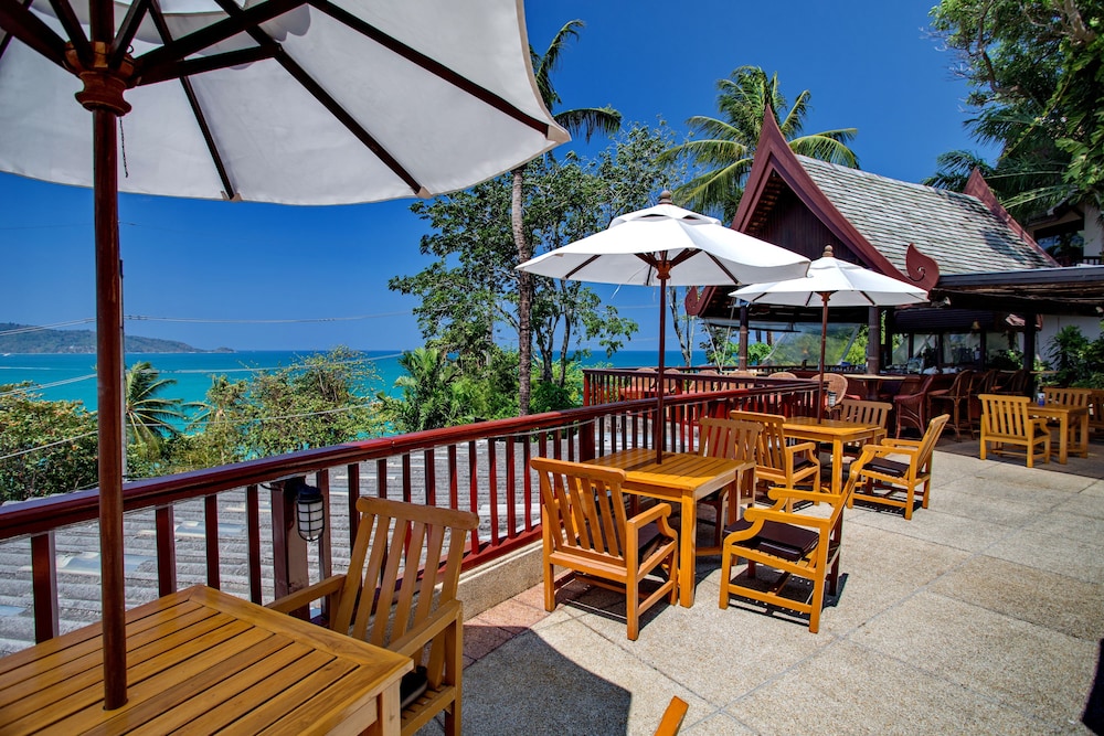 Novotel Phuket Resort — Restaurant & bars in Patong Beach, Phuket Province
