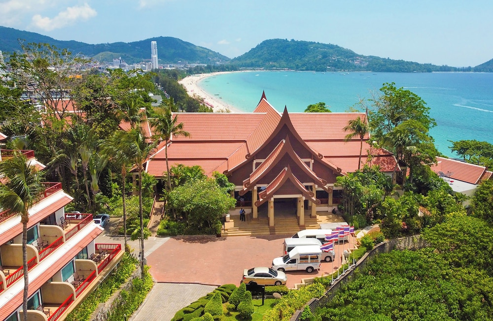 Novotel Phuket Resort — Hotel building in Patong Beach, Phuket Province