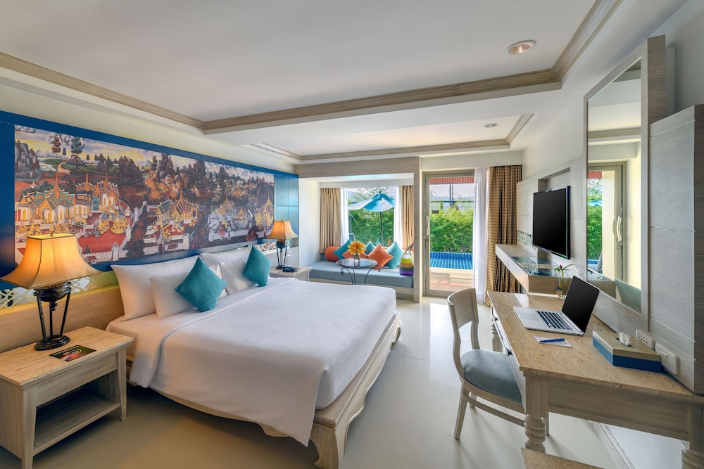 Novotel Phuket Resort — Hotel rooms in Patong Beach, Phuket Province