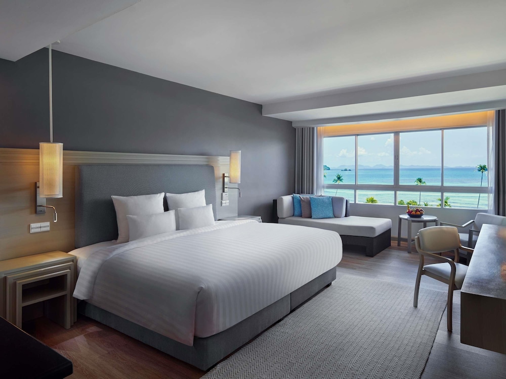 Pullman Phuket Panwa Beach Resort — Hotel rooms in Ko Lon, Phuket Province