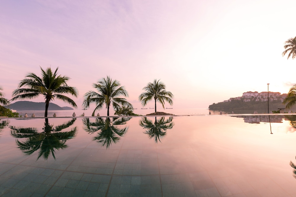 Pullman Phuket Panwa Beach Resort — Swimming pool in Ko Lon, Phuket Province