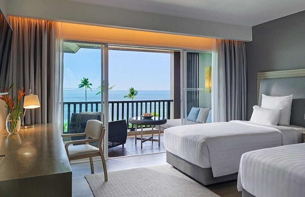 Pullman Phuket Panwa Beach Resort — Hotel rooms in Ko Lon, Phuket Province