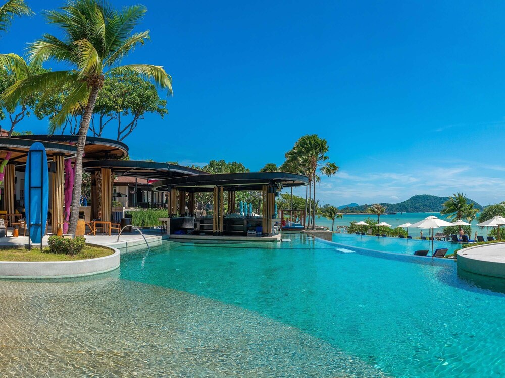 Pullman Phuket Panwa Beach Resort — Swimming pool in Ko Lon, Phuket Province
