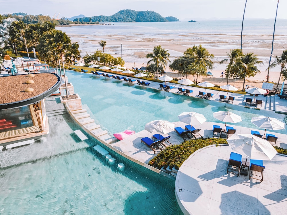 Pullman Phuket Panwa Beach Resort — Swimming pool in Ko Lon, Phuket Province
