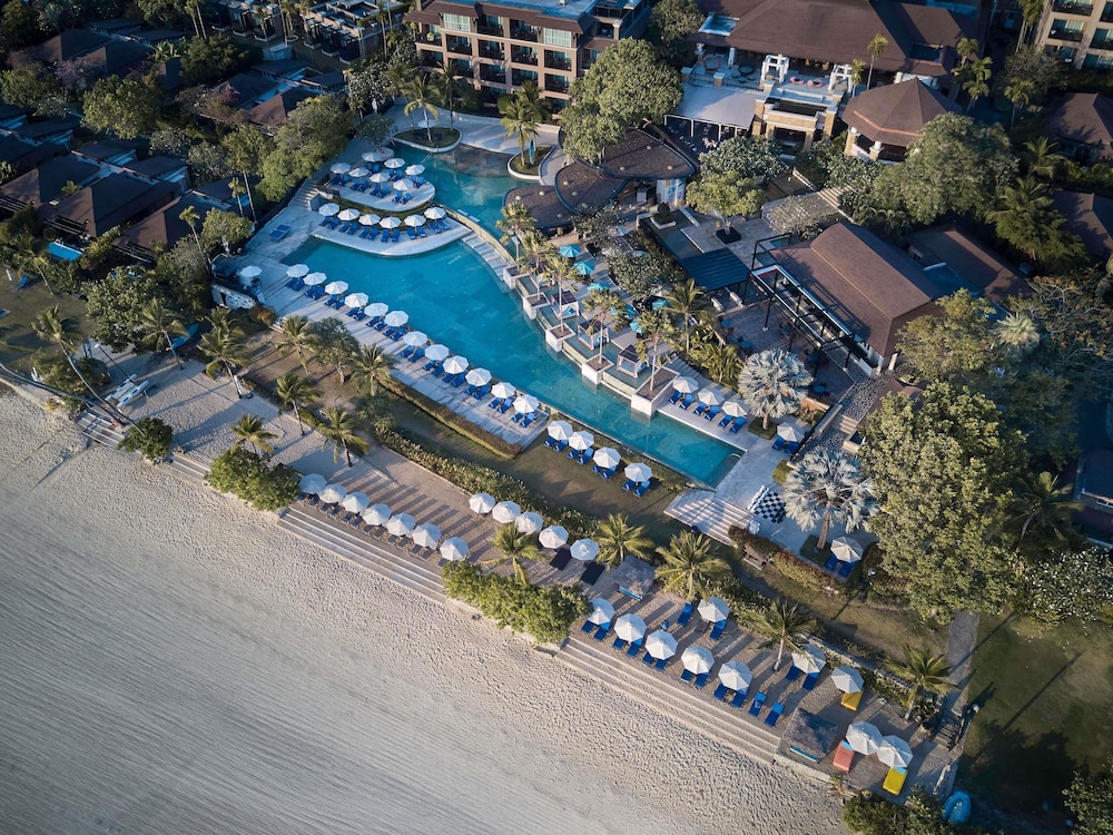 Pullman Phuket Panwa Beach Resort — Swimming pool in Ko Lon, Phuket Province