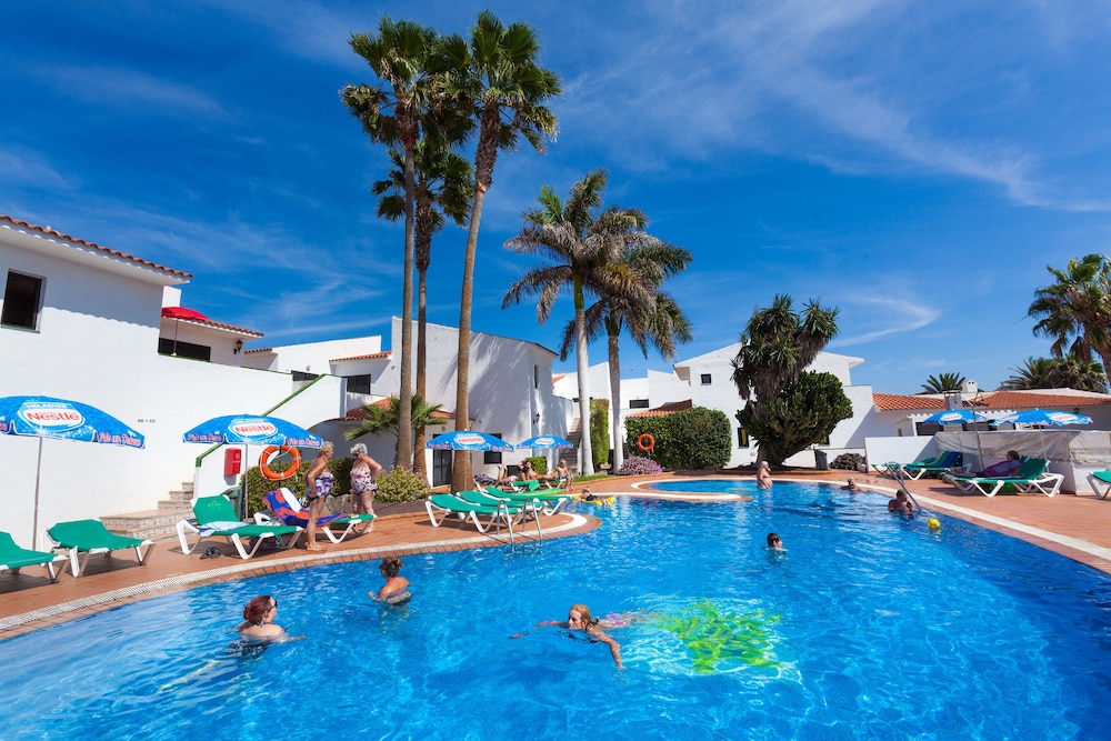 Bluesea Puerto Caleta — Swimming pool in Costa de Antigua, Canary Islands