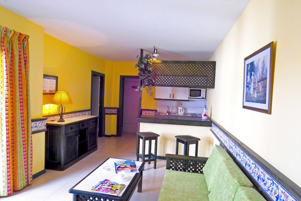 Bluesea Puerto Caleta — Hotel rooms in Costa de Antigua, Canary Islands
