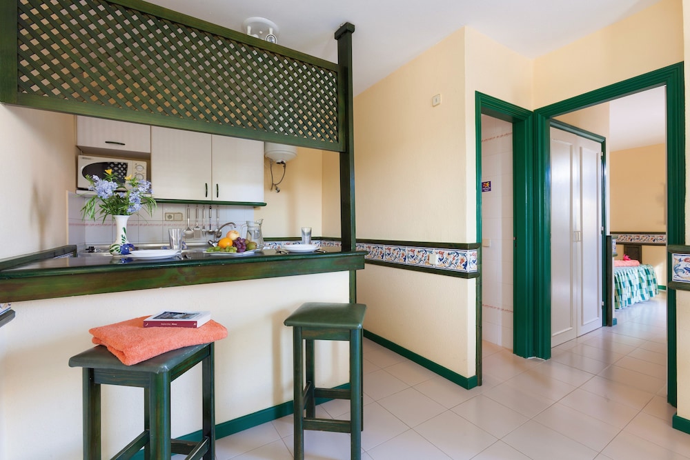 Bluesea Puerto Caleta — Hotel rooms in Costa de Antigua, Canary Islands