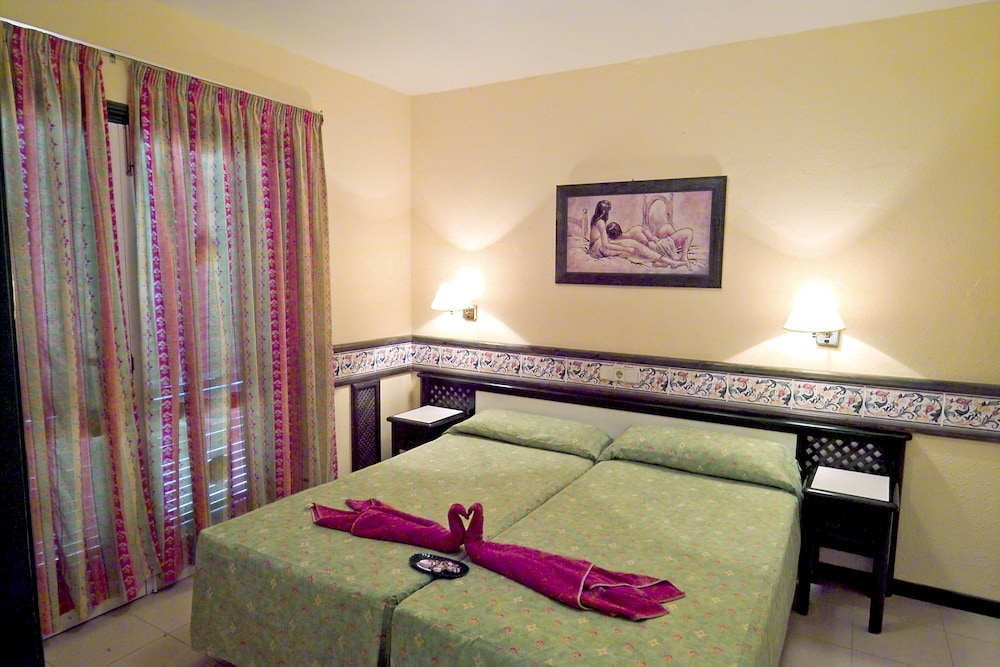 Bluesea Puerto Caleta — Hotel rooms in Costa de Antigua, Canary Islands