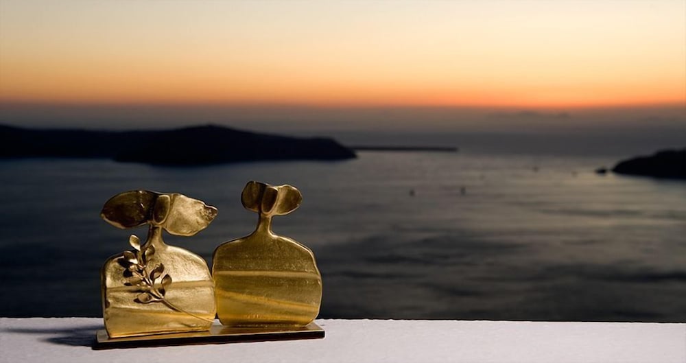 Regina Mare Adults Only — Beach in Imerovigli, South Aegean