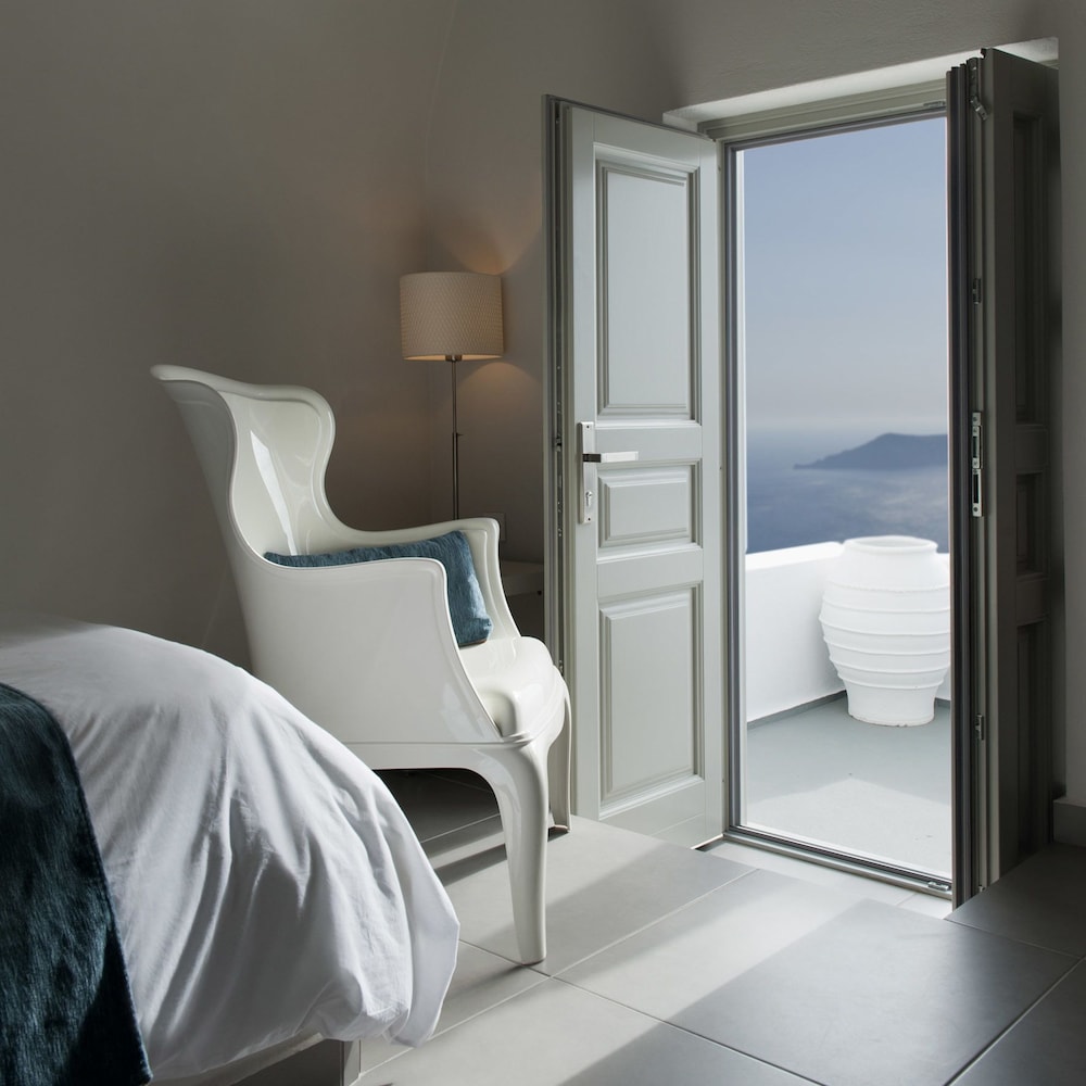 Regina Mare Adults Only — Hotel rooms in Imerovigli, South Aegean