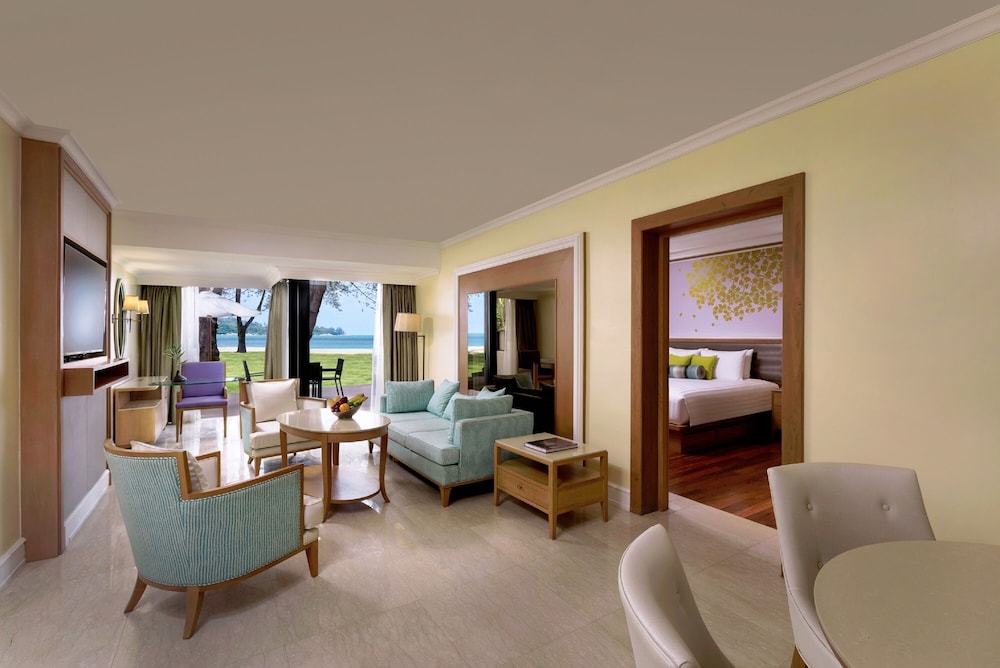 Dusit Thani Laguna Phuket — Hotel rooms in Bang Tao Beach, Phuket Province