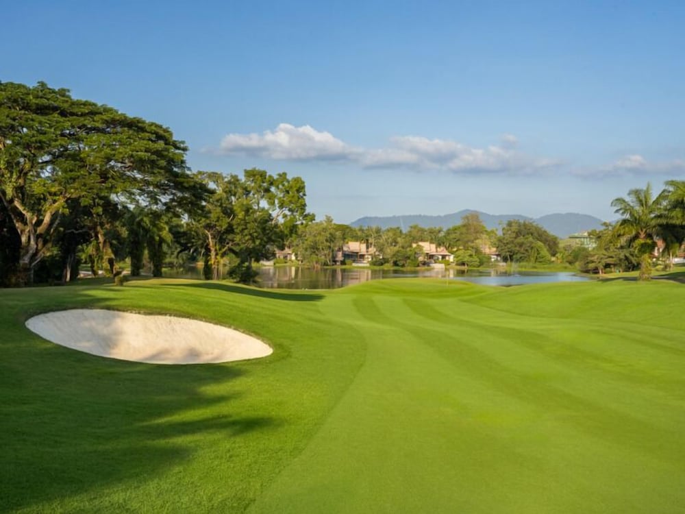 Dusit Thani Laguna Phuket — Sports & recreation in Bang Tao Beach, Phuket Province