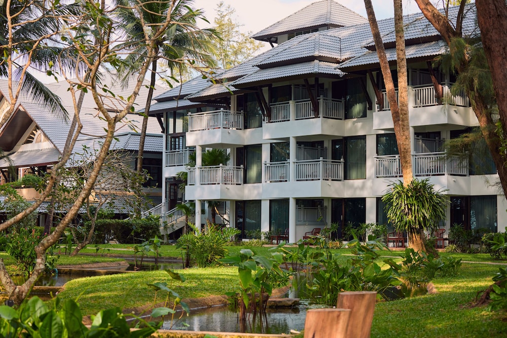 Dusit Thani Laguna Phuket — Hotel building in Bang Tao Beach, Phuket Province