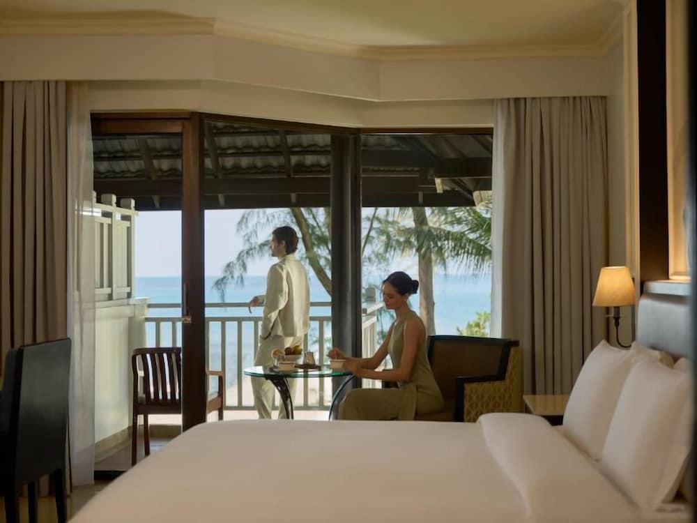 Dusit Thani Laguna Phuket — Hotel rooms in Bang Tao Beach, Phuket Province