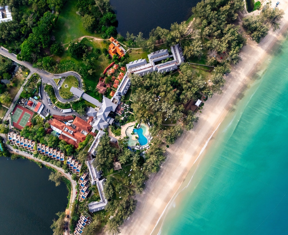 Dusit Thani Laguna Phuket — Hotel building in Bang Tao Beach, Phuket Province