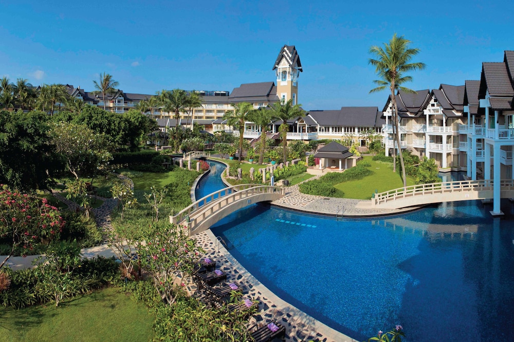 Angsana Laguna Phuket — Swimming pool in Bang Tao Beach, Phuket Province