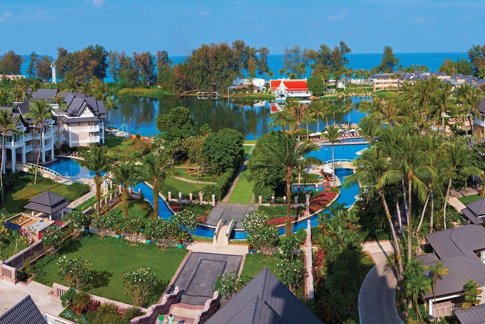Angsana Laguna Phuket — Swimming pool in Bang Tao Beach, Phuket Province