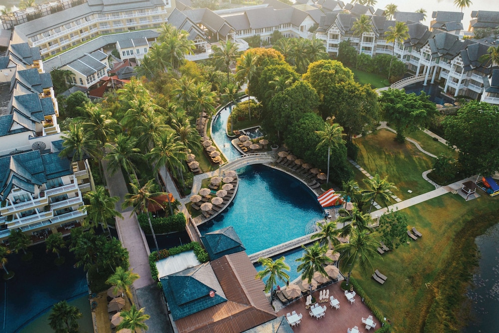 Angsana Laguna Phuket — Swimming pool in Bang Tao Beach, Phuket Province