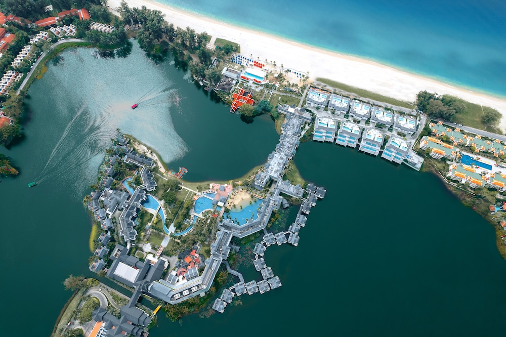 Angsana Laguna Phuket — Hotel building in Bang Tao Beach, Phuket Province