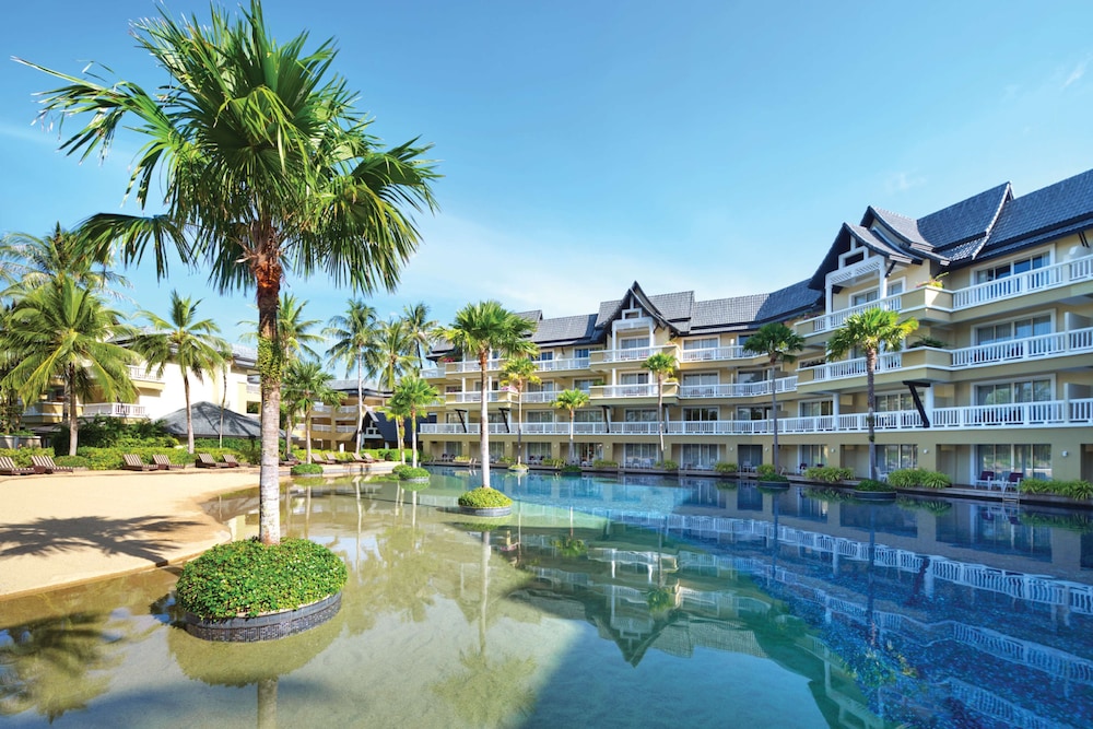 Angsana Laguna Phuket — Swimming pool in Bang Tao Beach, Phuket Province