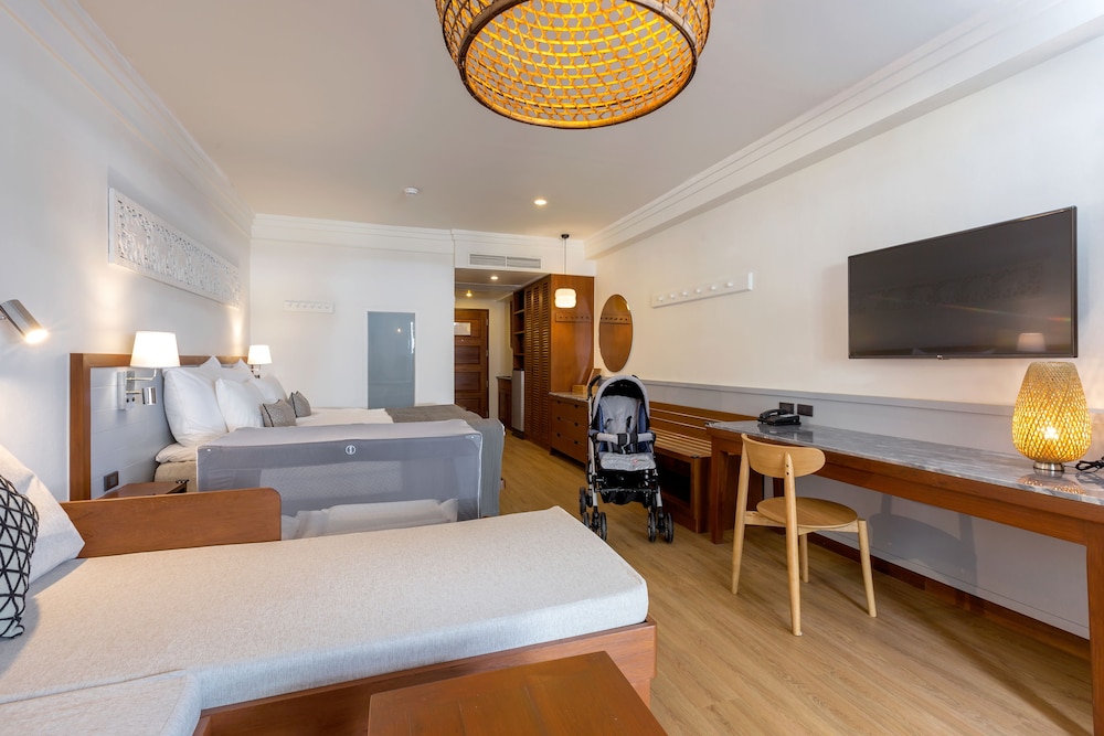 Sunwing Bangtao Beach — Hotel rooms in Bang Tao Beach, Phuket Province