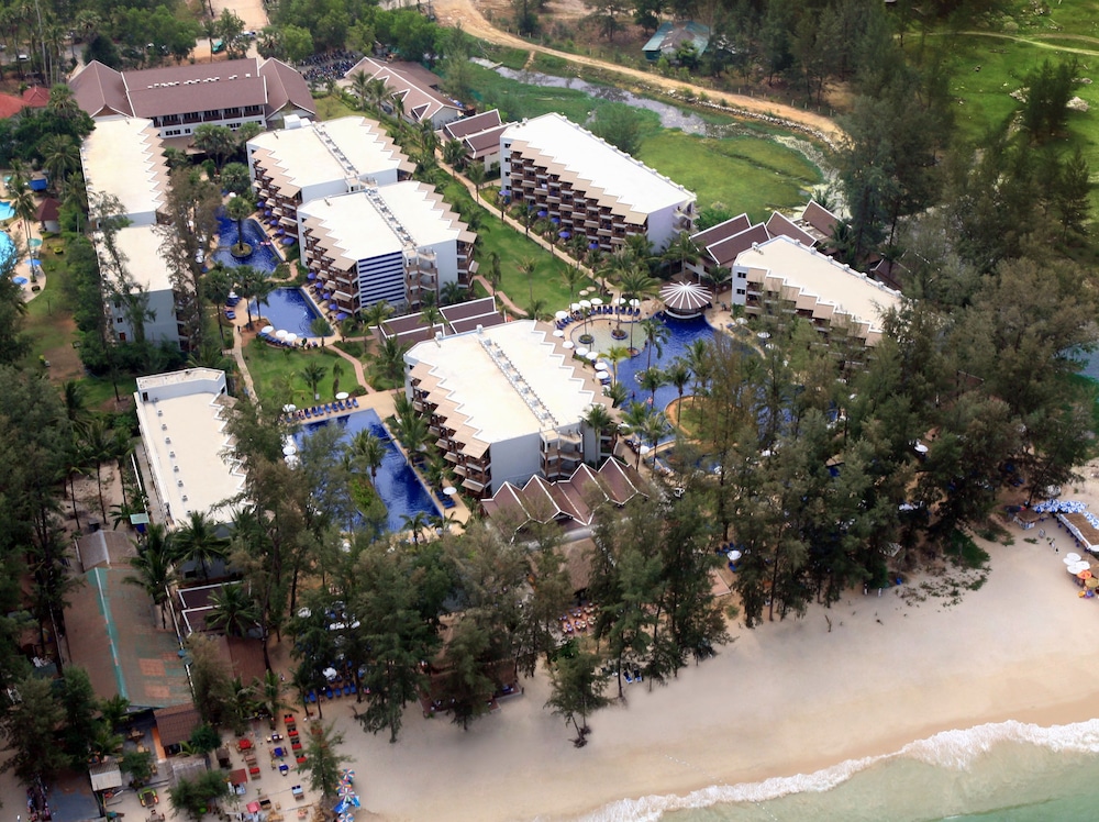 Sunwing Bangtao Beach — Hotel building in Bang Tao Beach, Phuket Province