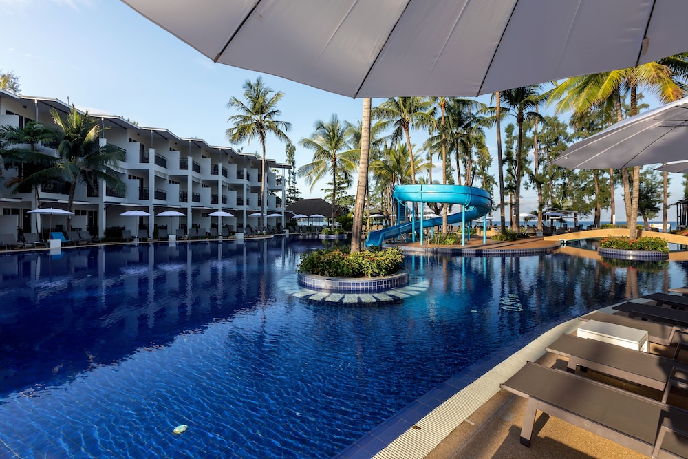Sunwing Bangtao Beach — Swimming pool in Bang Tao Beach, Phuket Province