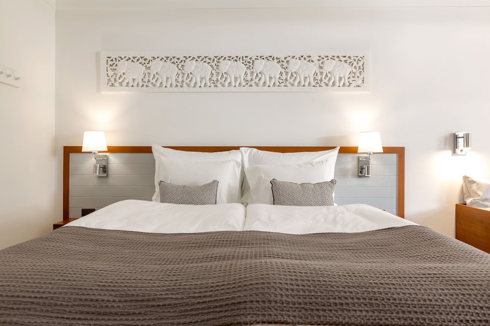 Sunwing Bangtao Beach — Hotel rooms in Bang Tao Beach, Phuket Province