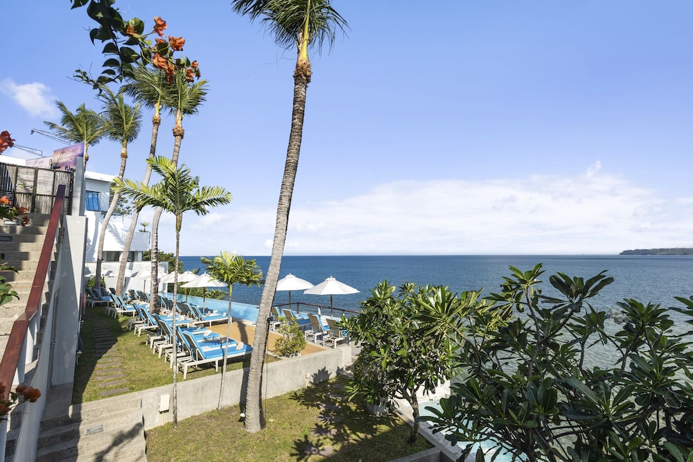 Cape Sienna Gourmet Hotel & Villas — Beach in Kamala, Phuket Province