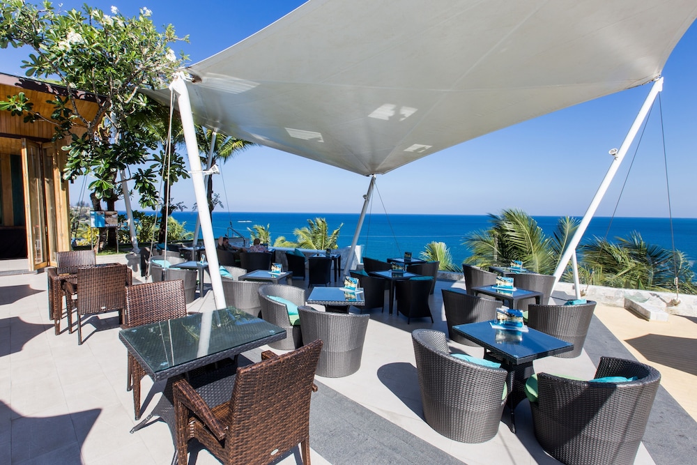 Cape Sienna Gourmet Hotel & Villas — Restaurant & bars in Kamala, Phuket Province