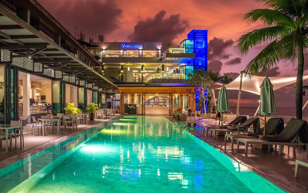 Cape Sienna Gourmet Hotel & Villas — Swimming pool in Kamala, Phuket Province