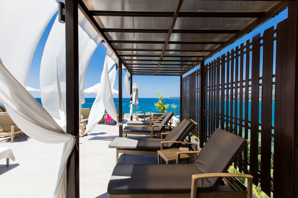 Cape Sienna Gourmet Hotel & Villas — Hotel building in Kamala, Phuket Province